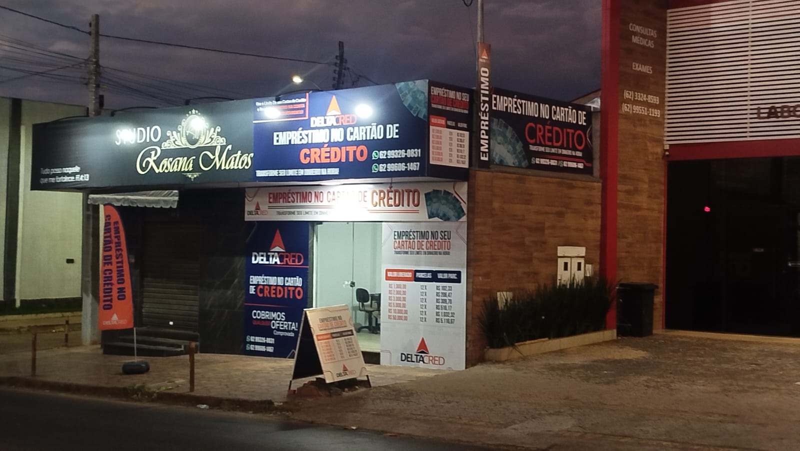 Loja DeltaCred Unidade 2 na Avenida Pedro Ludovico, esquina com a Rua 01, bairro São Joaquim, Anápolis - GO
